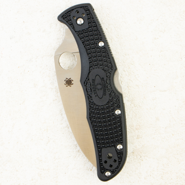 Нож Spyderco Endura 4 Wharncliffe, Serrated, VG-10, FRN Black, C10FSWCBK
