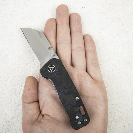 Нож QSP Penguin MINI, 14C28N, Shredded Carbon Fiber Blue - купить в интернет-магазине Blademan