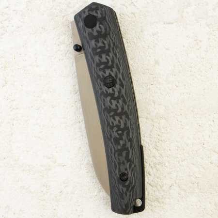 Нож Petrified Fish Patte V2, Satin, 14C28N, Carbon Fiber Handle, PF719CS Нож Petrified Fish Patte V2, Satin, 14C28N, Carbon Fiber Handle, PF719CS