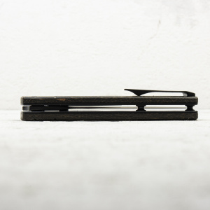 Нож QSP Hornbill, S35VN Black, Golden Carbon Fiber - складной туристические ножи из стали Нож QSP Hornbill, S35VN Black, Golden Carbon Fiber - складной туристические ножи из стали