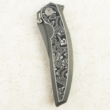 Нож WE Knife Quinseris, Satin M390, Titanium Gray with Aluminum Foil Carbon Inlay Handle, WE23093-3 Нож WE Knife Quinseris, Satin M390, Titanium Gray with Aluminum Foil Carbon Inlay Handle, WE23093-3