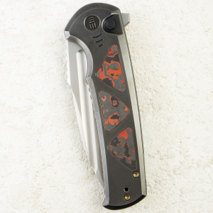 Нож WE Knife Sylox, Bead Blasted, M390, Titanium Gray/Lava FatCarbon Handle, WE24027-3 Нож WE Knife Sylox, Bead Blasted, M390, Titanium Gray/Lava FatCarbon Handle, WE24027-3
