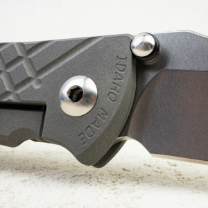 Нож Chris Reeve Umnumzaan Tanto, CPM MagnaCut, Titanium, UMN-1002 Нож Chris Reeve Umnumzaan Tanto, CPM MagnaCut, Titanium, UMN-1002
