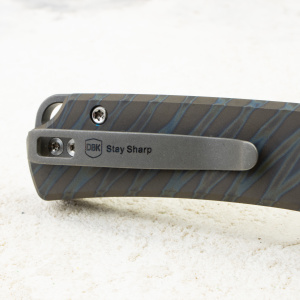 Нож WE Knife Nightblade, Gray Stonewashed CPM 20CV, Titanium Tiger Stripe Handle, WE22046-3 Нож WE Knife Nightblade, Gray Stonewashed CPM 20CV, Titanium Tiger Stripe Handle, WE22046-3