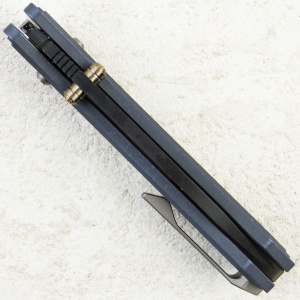 Нож WE Knife Bougie Banter, Black Stonewashed, CPM S45VN, Titanium Blue Handle, WE24009-1 Нож WE Knife Bougie Banter, Black Stonewashed, CPM S45VN, Titanium Blue Handle, WE24009-1