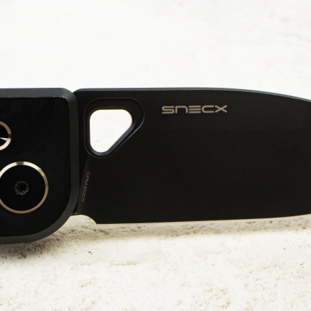 Нож WE Knife Tyro, Black Stonewashed CPM 20CV, Titanium Black/Golden Handle, WE24001-1 Нож WE Knife Tyro, Black Stonewashed CPM 20CV, Titanium Black/Golden Handle, WE24001-1