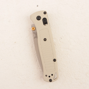 Нож Benchmade Bugout, S30V, Tan Grivory Handle, 535-12