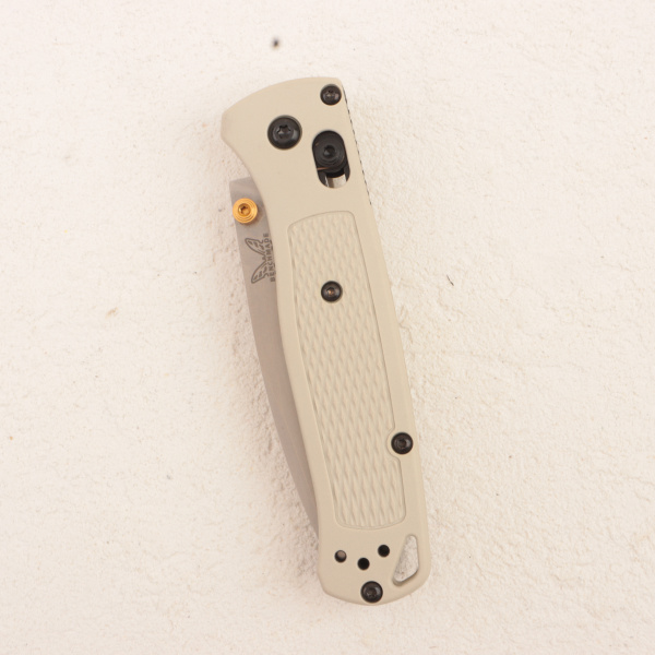Нож Benchmade Bugout, S30V, Tan Grivory Handle, 535-12