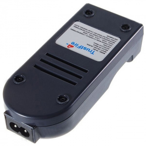 Зарядное устройство 1x18650 TrustFire TR-002 Зарядное устройство 1x18650 TrustFire TR-002 - купить в интернет-магазине Blademan