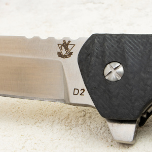 Steelclaw RAS03, D2, Satin, Carbon Steelclaw RAS03, D2, Satin, Carbon
