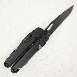 Мультитул Leatherman Wave Plus Black Molle 832526 - купить в интернет-магазине Blademan