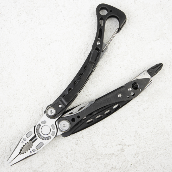 Мультитул Leatherman Skeletool CX 830923 - купить в интернет-магазине Blademan