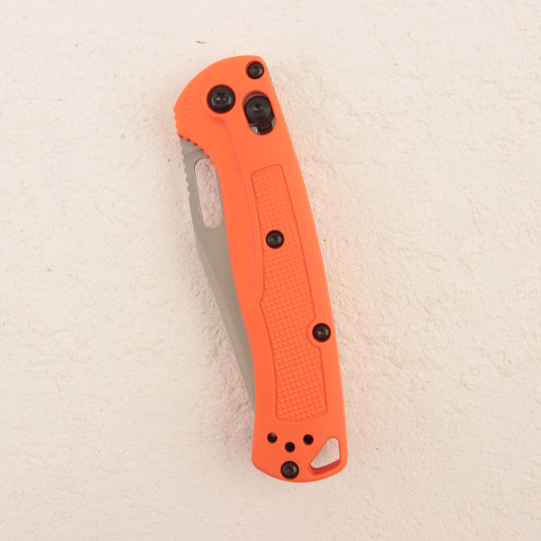Нож Benchmade Mini Taggedout, 154CM, Orange Grivory Handle, 15533