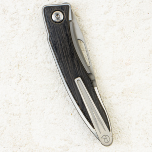 Нож Chris Reeve Mnandi, CPM S45VN, Titanium/Bog Oak Handle, MNA-1000 Нож Chris Reeve Mnandi, CPM S45VN, Titanium/Bog Oak Handle, MNA-1000