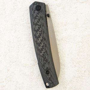 Нож Petrified Fish Patte V2, Satin, 14C28N, Carbon Fiber Handle, PF719CS Нож Petrified Fish Patte V2, Satin, 14C28N, Carbon Fiber Handle, PF719CS