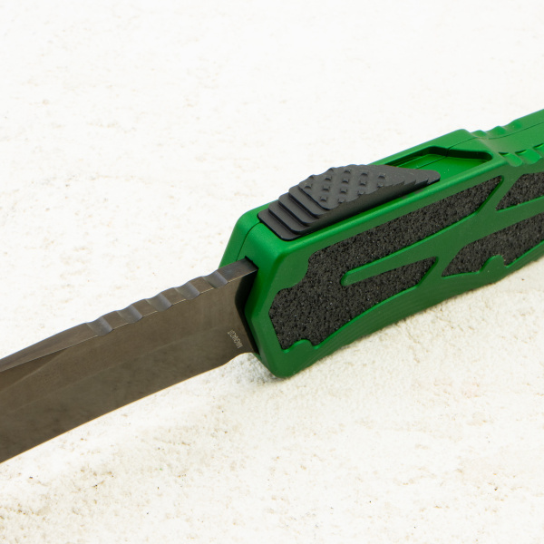 Нож Heretic Knives Colossus, CPM MagnaCut, Toxic Green Aluminum Handle, H042