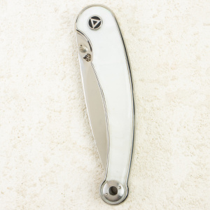 Нож QSP Dolphin, Mirror 14C28N, White Pearl Shell Handle, QS161-C Нож QSP Dolphin, Mirror 14C28N, White Pearl Shell Handle, QS161-C