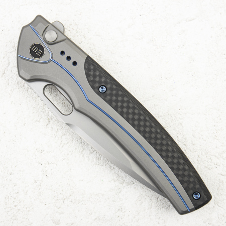 Нож WE Knife Exciton, CPM 20CV, Titanium/Twill Carbon Fiber Gray. LIMITED EDITION Нож WE Knife Exciton, CPM 20CV, Titanium/Twill Carbon Fiber Gray. LIMITED EDITION - купить в интернет-магазине Blademan