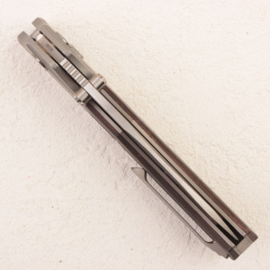 Нож Remette WD107-TB, M390, Titanium/Carbon Black/Orange Handle