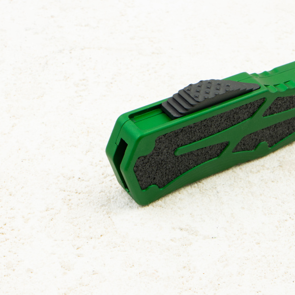 Нож Heretic Knives Colossus, CPM MagnaCut, Toxic Green Aluminum Handle, H042