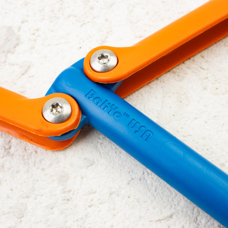 Тактическая ручка BaliYo by Spyderco Оранжево-синяя, YUS116