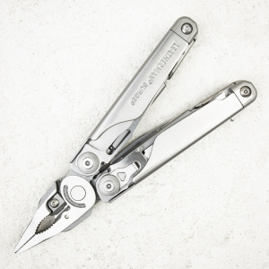 Мультитул Leatherman Surge 830158 - купить в интернет-магазине Blademan