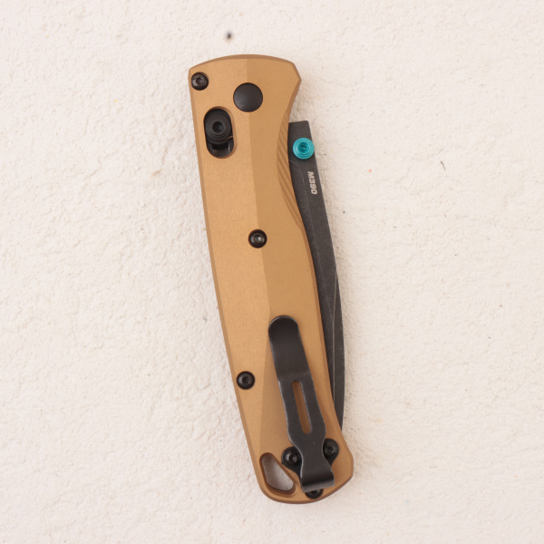 Нож Benchmade Bugout, M390, Burnt Brass Aluminum Handle, 535BK-07