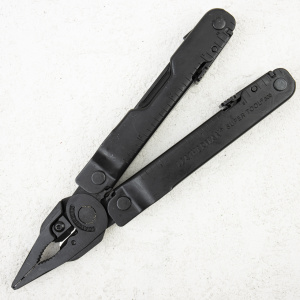 Мультитул Leatherman Super Tool 300 Black, 831151 - купить в интернет-магазине Blademan