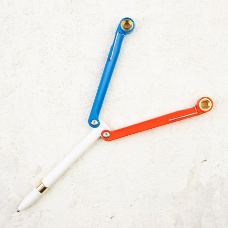 Тактическая ручка BaliYo by Spyderco Красно-бело-синяя, YUS100