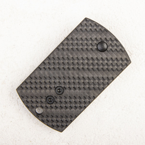 Нож Spyderco Dog Tag, CPM S30V, Carbon Fiber/ G10 Laminate Black, C188CFBBKP Нож Spyderco Dog Tag, CPM S30V, Carbon Fiber/ G10 Laminate Black, C188CFBBKP