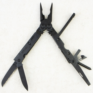 Мультитул SOG PowerAssist, Black Oxide-Nylon Sheath, B67N-CP