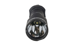 Фонарь Armytek Dobermann Pro, XHP35 HI, Warm Light Фонарь Armytek Dobermann Pro, XHP35 HI, Warm Light - купить в интернет-магазине Blademan