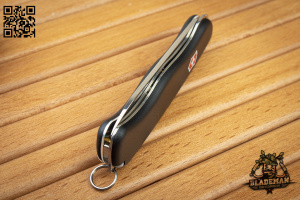 Нож перочинный Victorinox Sentinel Black