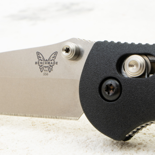 Нож Benchmade Mini Griptilian, S30V, Nylon Black, 556