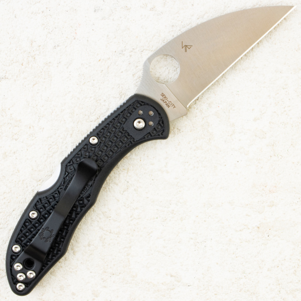 Нож Spyderco Delica 4 Wharncliffe, VG-10, FRN Black, C11FPWCBK
