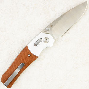 Нож QSP Vault, Stonewash-Satin 14C28N, Silver Bolster/Micarta Tan, QS157-C1 Нож QSP Vault, Stonewash-Satin 14C28N, Silver Bolster/Micarta Tan, QS157-C1
