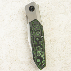 Нож WE Knife Brr15, Satin, M390, Gray Titanium/ Jungle Wear FatCarbon Fiber Handle, WE24007-4 Нож WE Knife Brr15, Satin, M390, Gray Titanium/ Jungle Wear FatCarbon Fiber Handle, WE24007-4