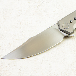 Нож WE Knife Kyklos, Satin, M390, Gray Titanium Handle, WE23086-4 Нож WE Knife Kyklos, Satin, M390, Gray Titanium Handle, WE23086-4
