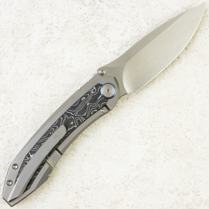Нож WE Knife Winsome, Satin, M390, Gray Titanium/Carbon Fiber Handle, WE23092-2 Нож WE Knife Winsome, Satin, M390, Gray Titanium/Carbon Fiber Handle, WE23092-2
