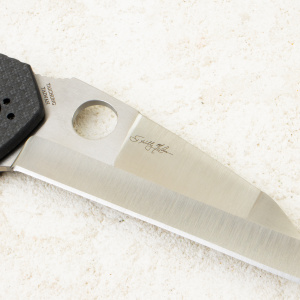 Нож Spyderco Canis, CPM S30V, Carbon Fiber/G10 Laminate Black, C248CFP Нож Spyderco Canis, CPM S30V, Carbon Fiber/G10 Laminate Black, C248CFP