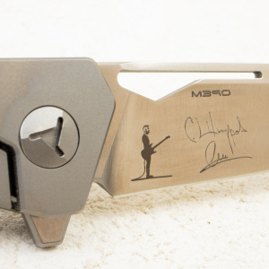 Mr.Blade Keeper NO SHNUR NO PARTY, M390, Titanium Metallic Mr.Blade Keeper NO SHNUR NO PARTY, M390, Titanium Metallic