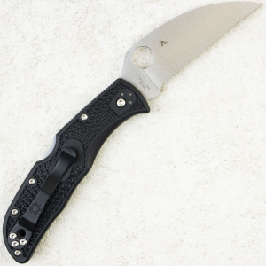 Нож Spyderco Endela Wharncliffe, Serrated, VG-10, FRN Black, C243FSWCBK Нож Spyderco Endela Wharncliffe, Serrated, VG-10, FRN Black, C243FSWCBK