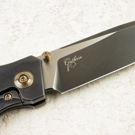 Нож WE Knife WE-Guthrie, Polished Gray, CPM 20CV, Titanium/FatCarbon Fiber Inlay Handle, WE23072B-3 Нож WE Knife WE-Guthrie, Polished Gray, CPM 20CV, Titanium/FatCarbon Fiber Inlay Handle, WE23072B-3