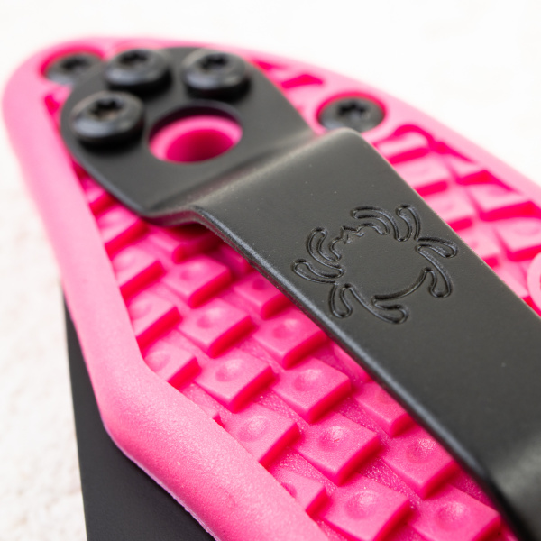 Нож Spyderco Delica 4, S30V, FRN Pink, C11FPPNS30VBK